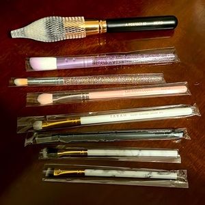 BNWT Makeup Brushes